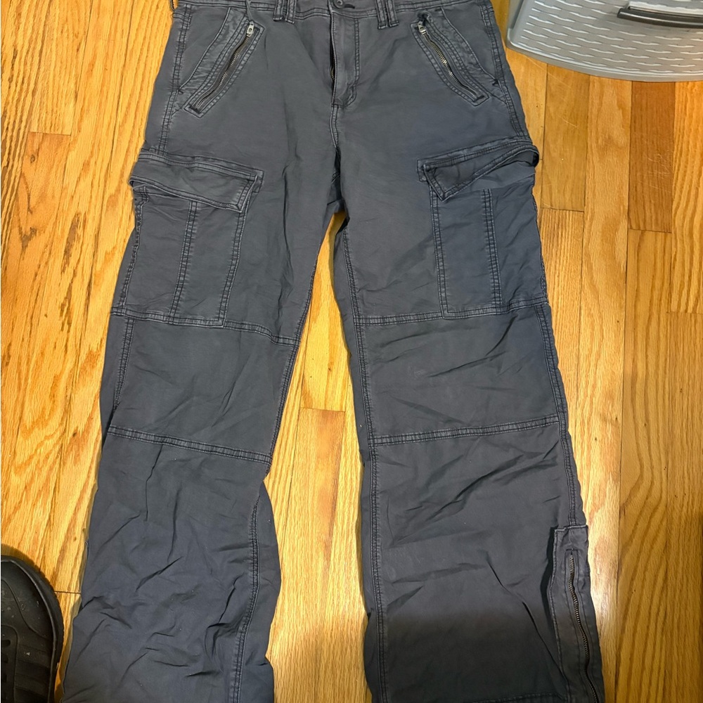 American eagle womens Gray Cargo Pants